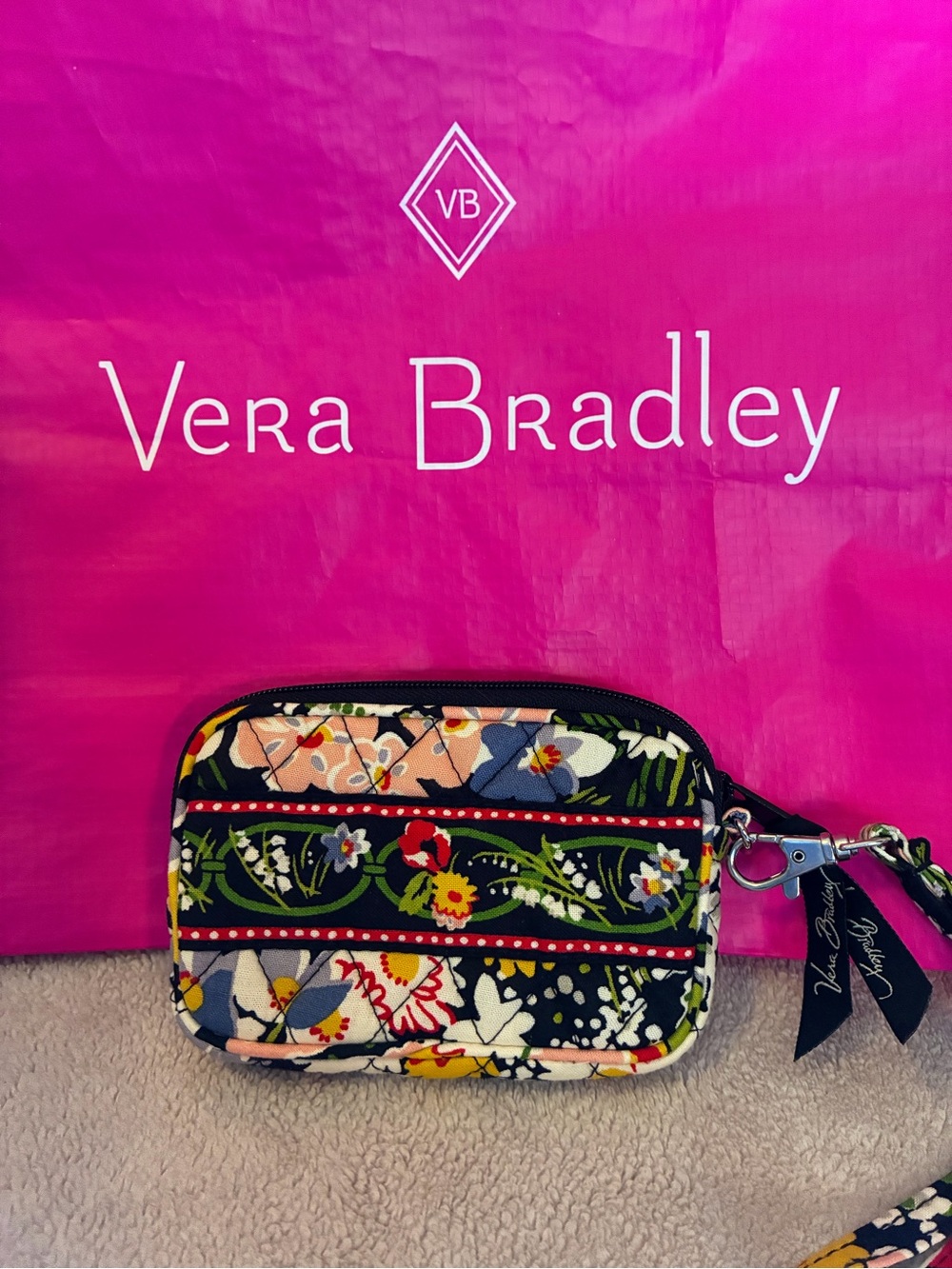 Vera Bradley small wristlet tech case Poppy Fields pattern wallet